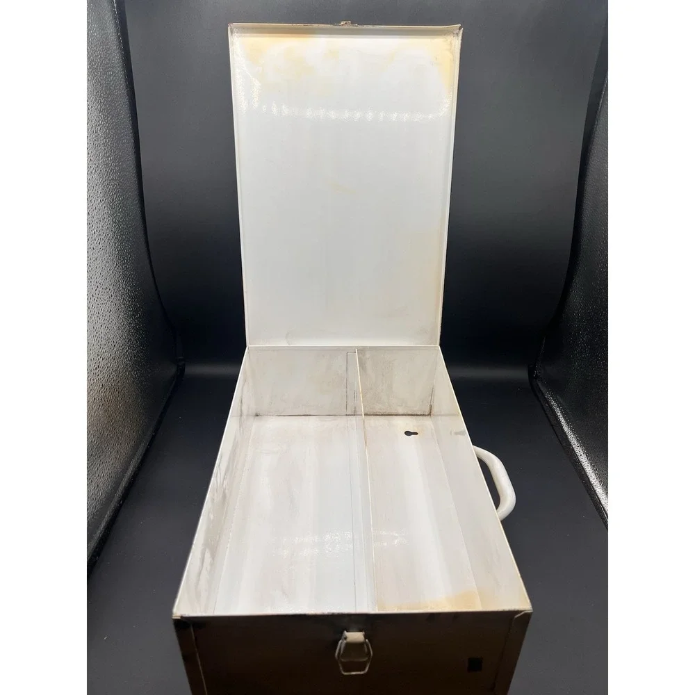 Vintage Emergency Burn Station First‎ Aid Steel Box Only Empty No Supplies